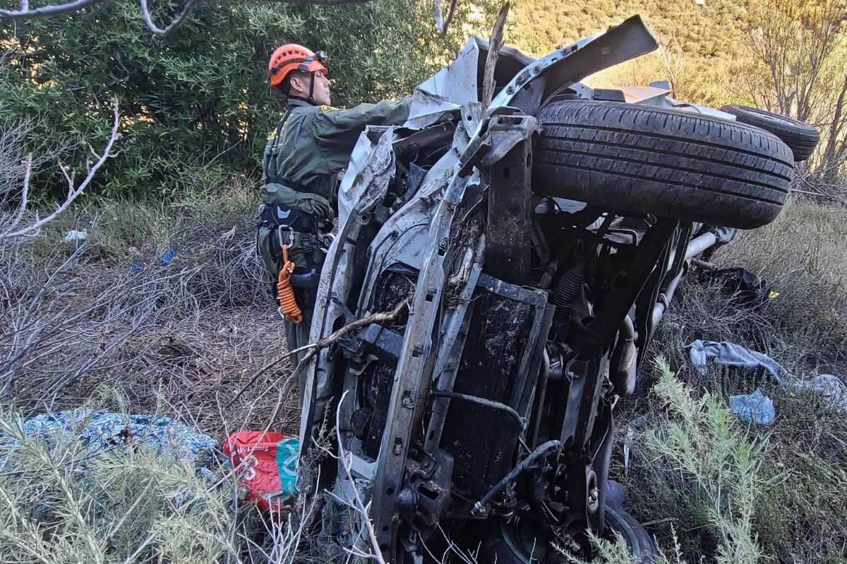 Una mujer sobrevivió 4 noches en las montañas de California