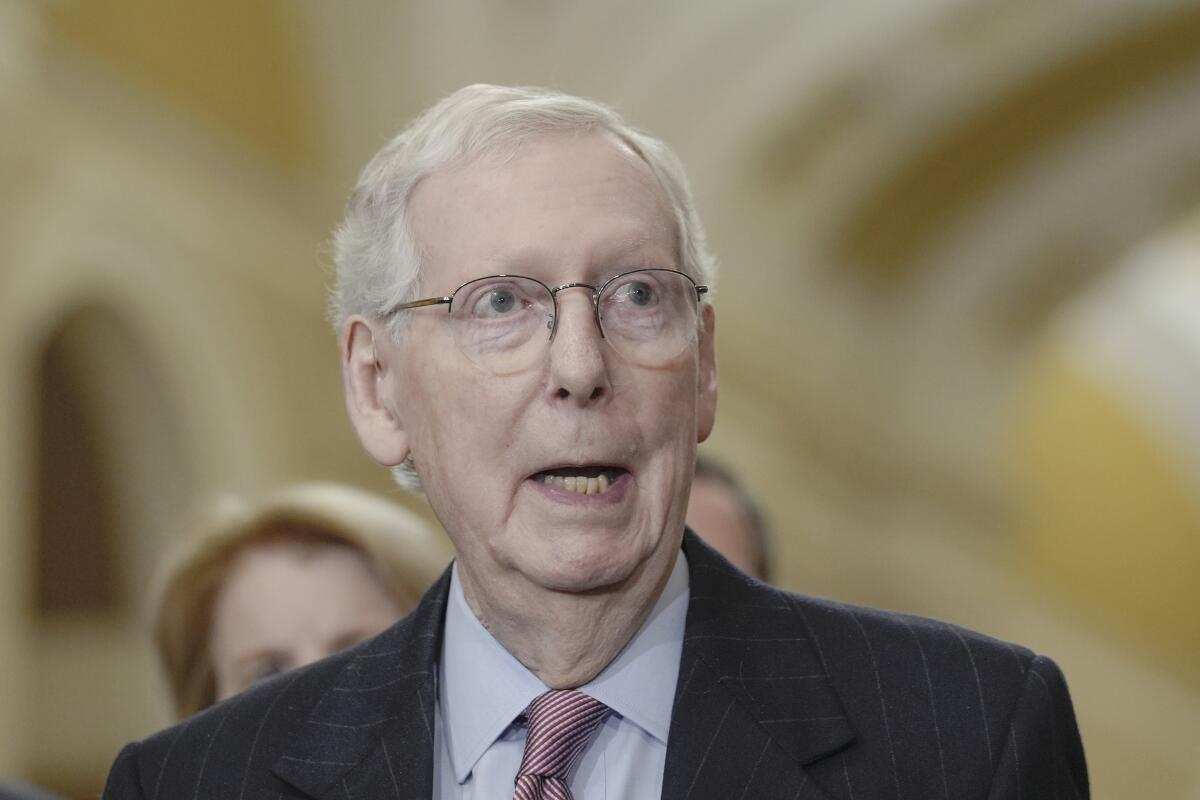 Mitch McConnell dejará su puesto en noviembre