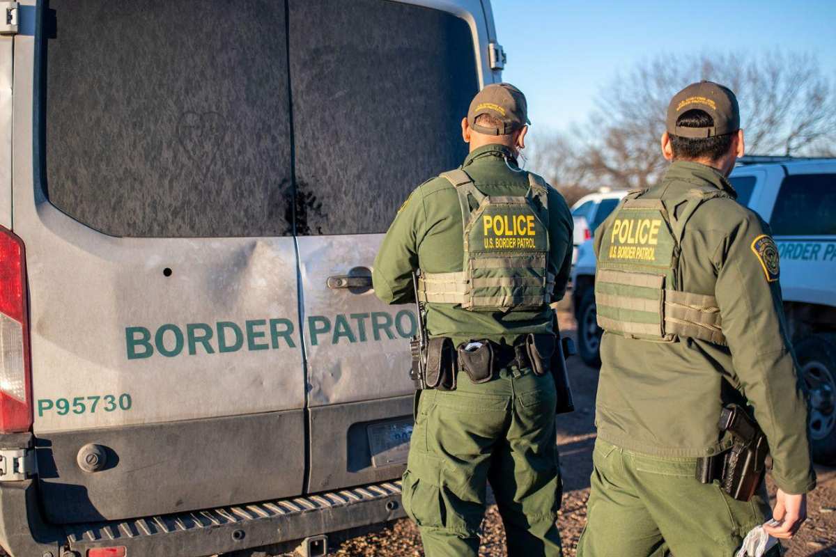 Bloqueo de la aplicación de la controvertida ley de inmigración de Texas