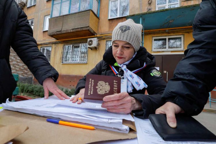 organización de elecciones presidenciales de Rusia en los territorios ocupados