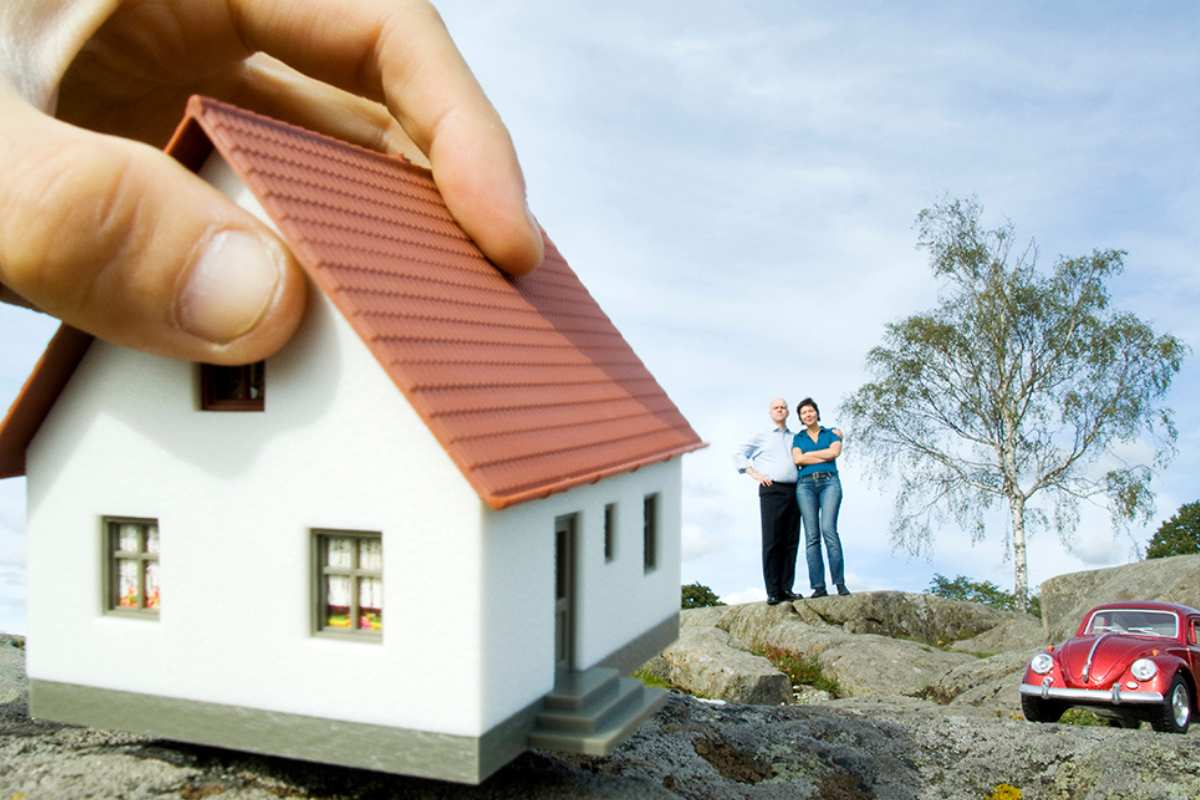 los ingresos que una familia necesita para comprar una vivienda