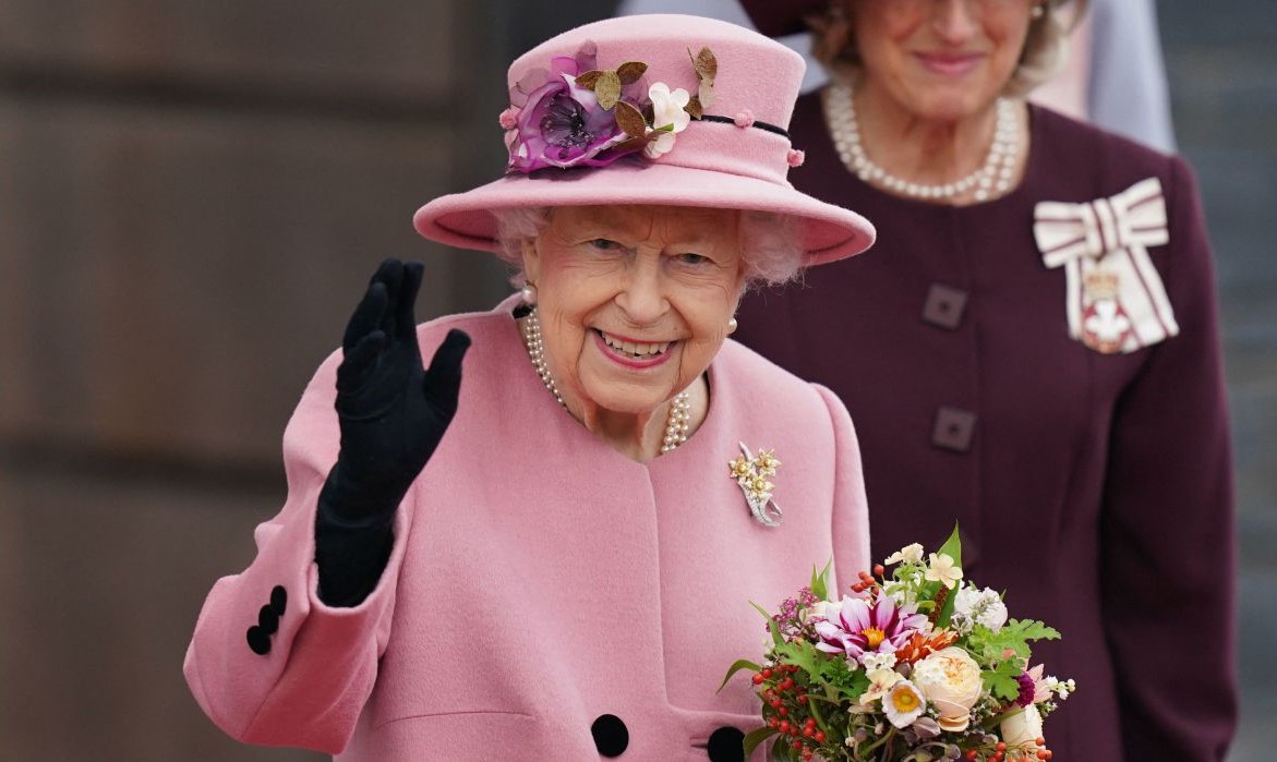 Queen Elizabeth II changes her Christmas tradition due to COVID-19
