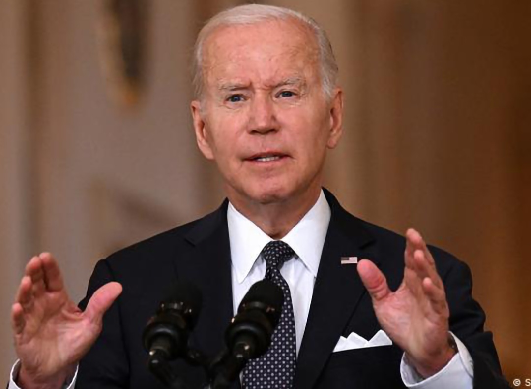 Joe Biden has an accident getting off his bike. Check out the video